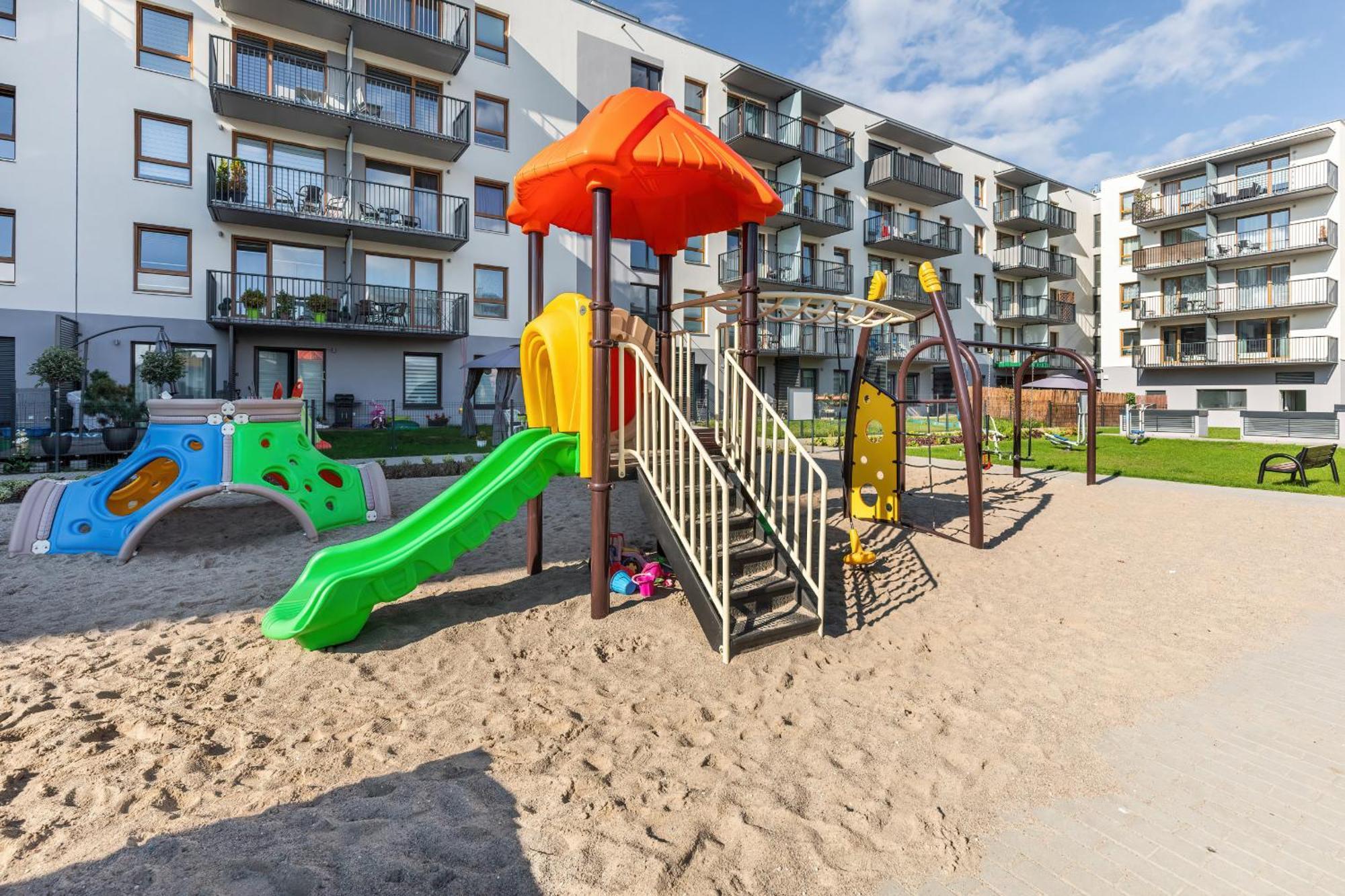 Color Apartments Apartament Black & White Kolobrzeg Ngoại thất bức ảnh