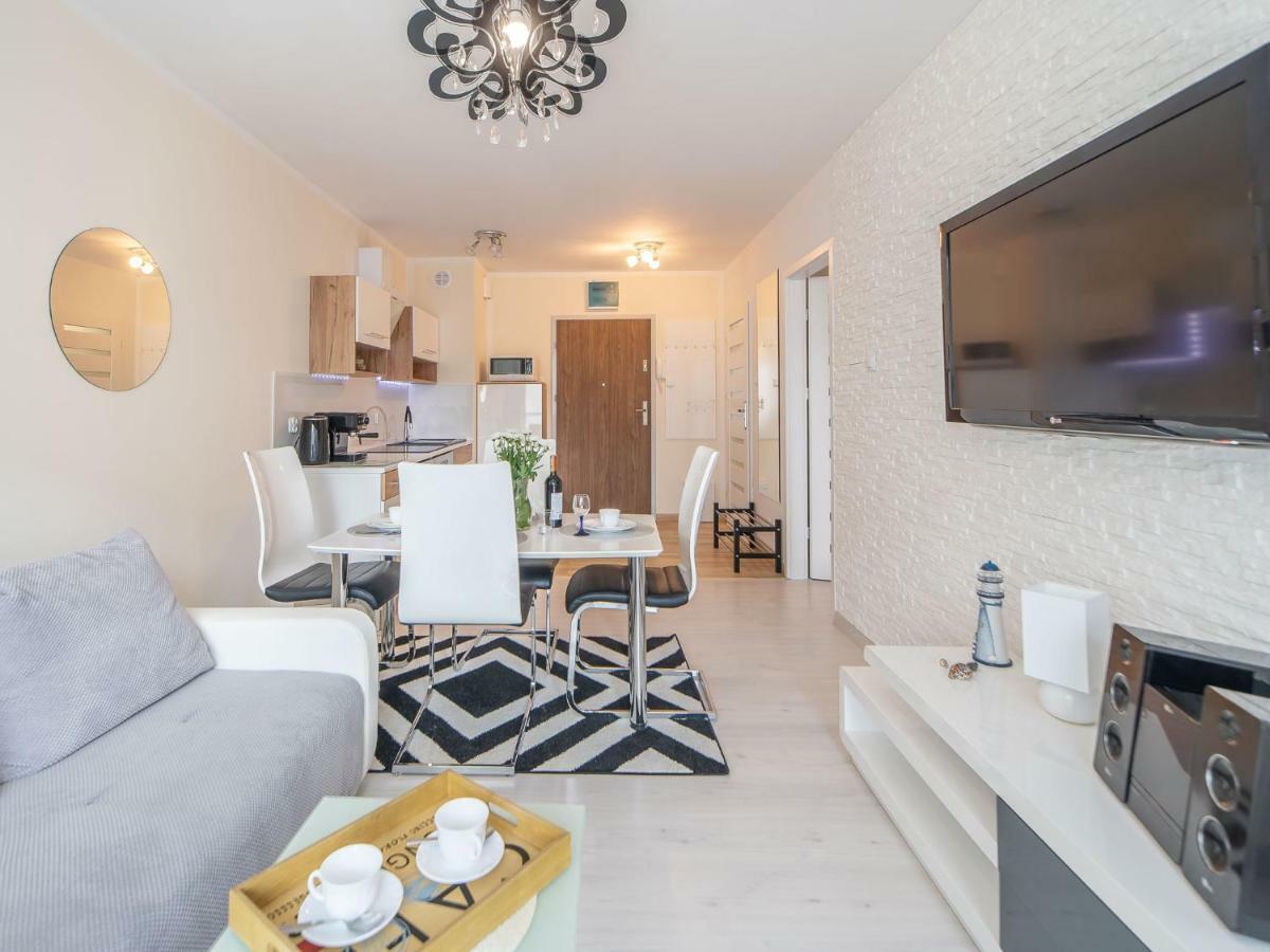 Color Apartments Apartament Black & White Kolobrzeg Ngoại thất bức ảnh