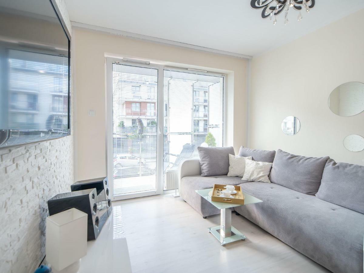 Color Apartments Apartament Black & White Kolobrzeg Ngoại thất bức ảnh